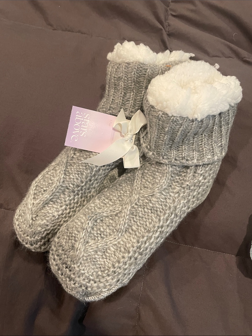 stars above Gray Knit Sherpa-Lined Slipper Socks